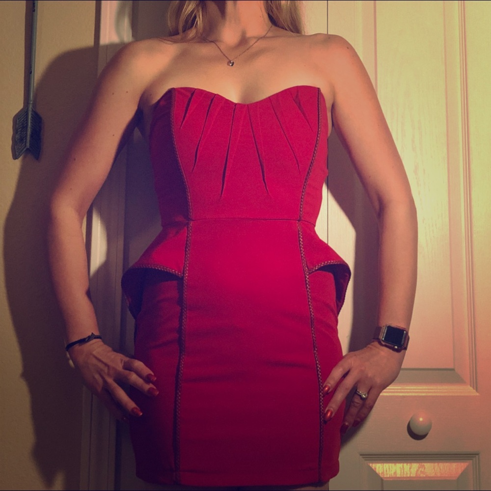 TFNC London Sweetheart Dress NWOT